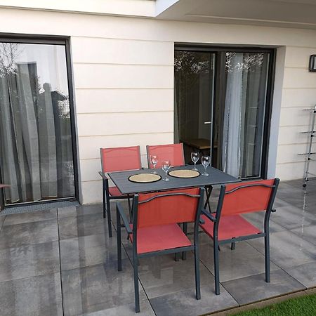 Disney - Paris 5 Min De Disney - Pk Prive Gratuit - 4 Personnes - Terrasse Jardin Chessy  Exterior photo
