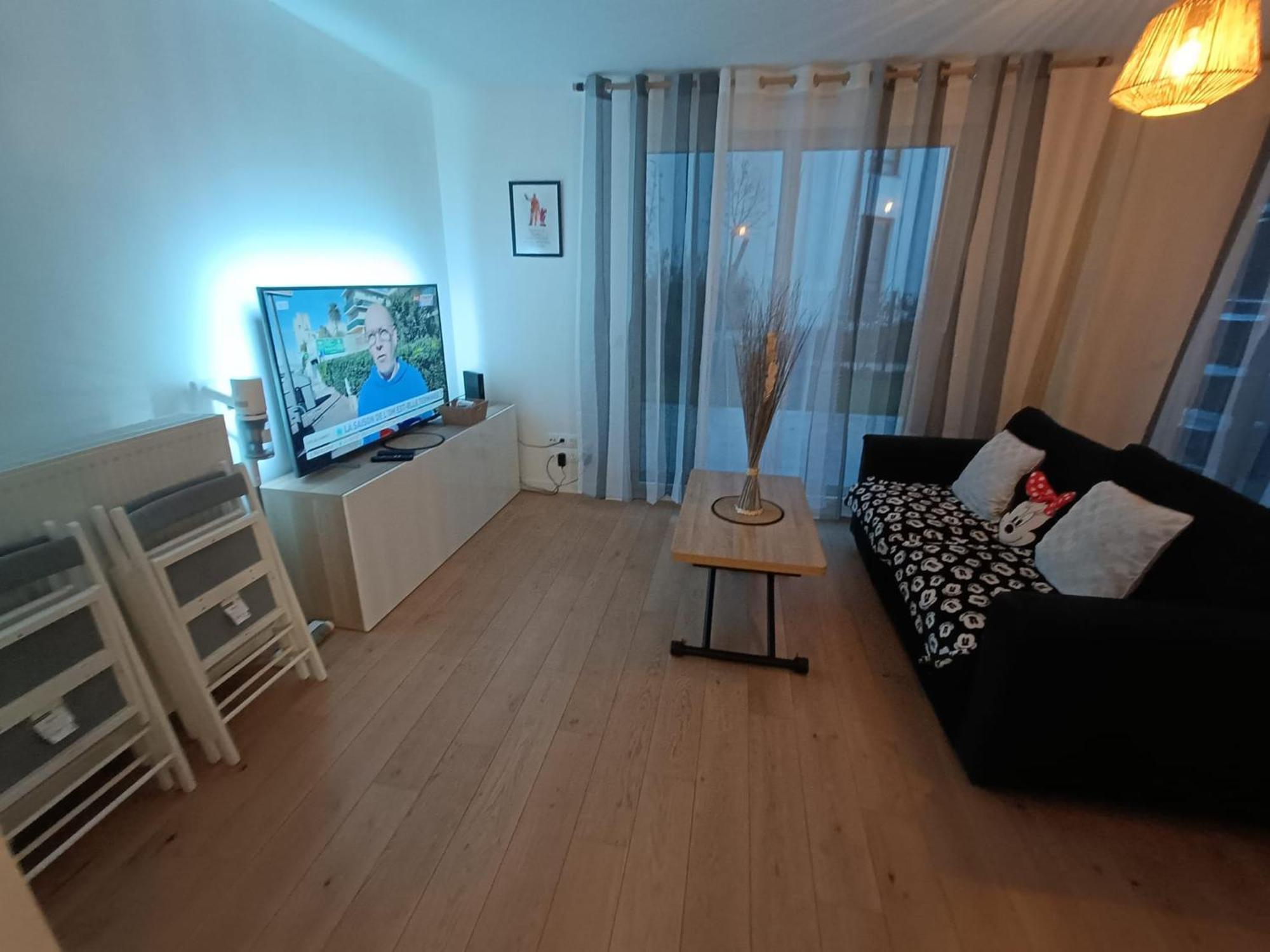 Disney - Paris 5 Min De Disney - Pk Prive Gratuit - 4 Personnes - Terrasse Jardin Chessy  Exterior photo