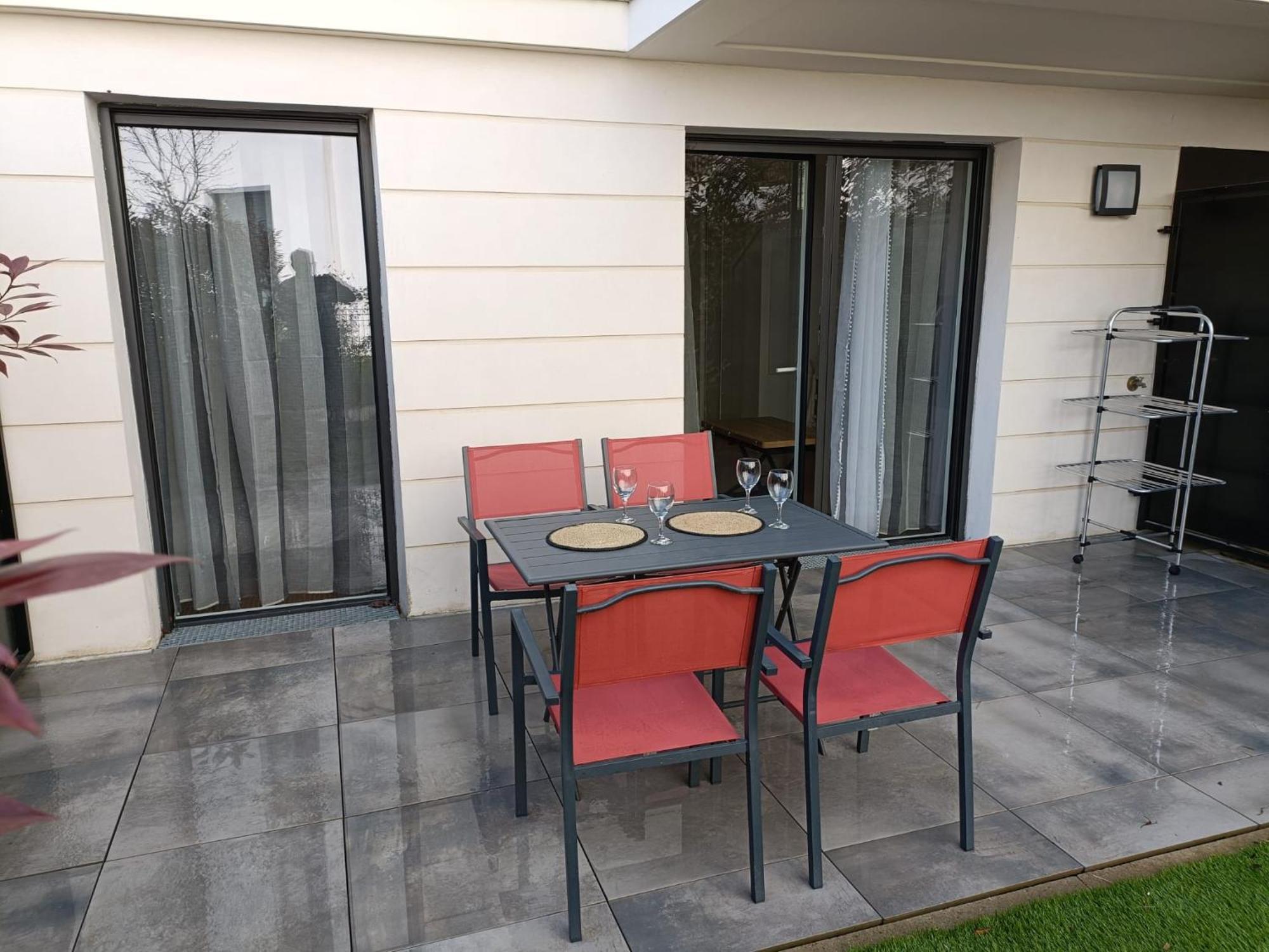 Disney - Paris 5 Min De Disney - Pk Prive Gratuit - 4 Personnes - Terrasse Jardin Chessy  Exterior photo
